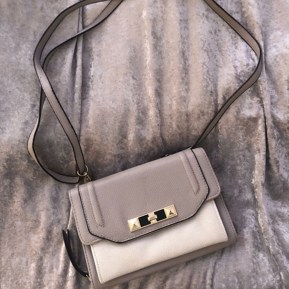 Jessica Simpson Purse